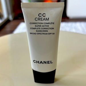 CHANEL CC Cream 40 Beige